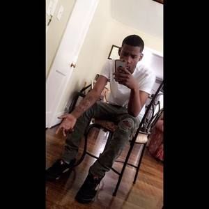 Meet your Posher, Cameron